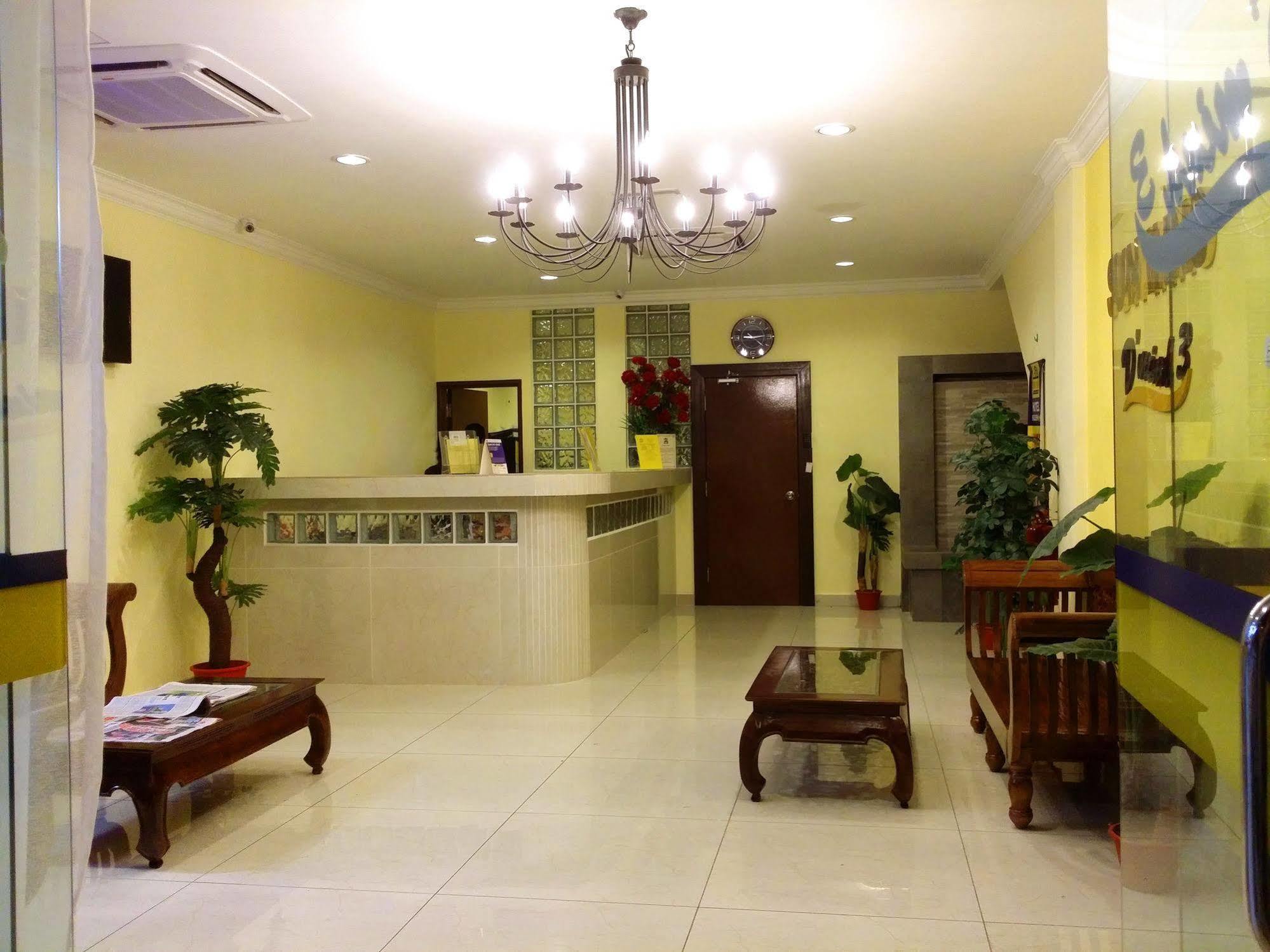 Sun Inns Hotel D'Mind Seri Kembangan Exteriér fotografie